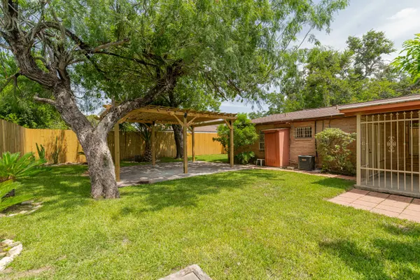 616 Kennedy Ave, Mcallen, TX 78501-2962