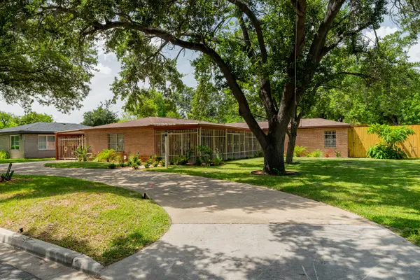 616 Kennedy Ave, Mcallen, TX 78501-2962