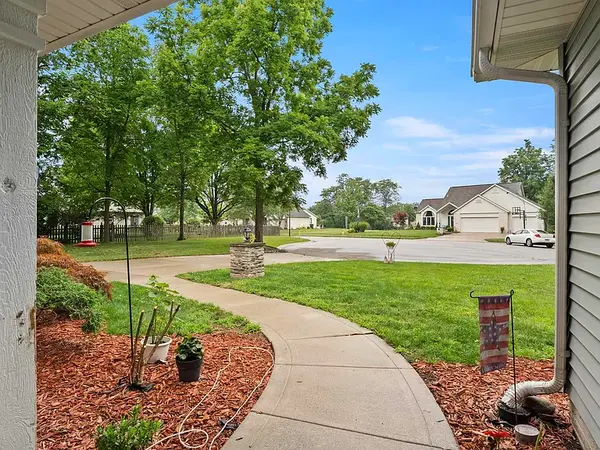 8110 Welshire Blvd, Fort Wayne, IN 46815