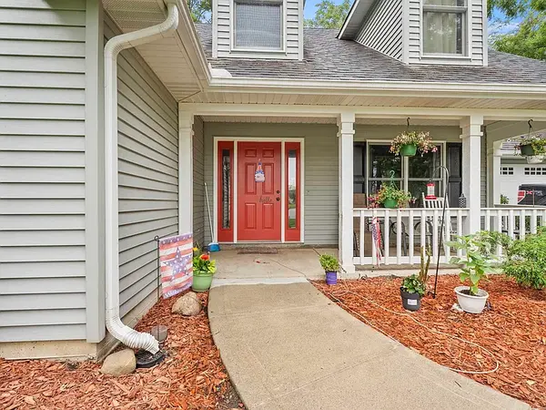 8110 Welshire Blvd, Fort Wayne, IN 46815