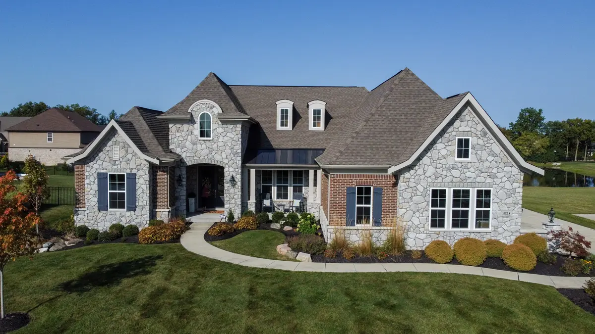 5818 Oakmont Blvd, Bargersville, IN 46106