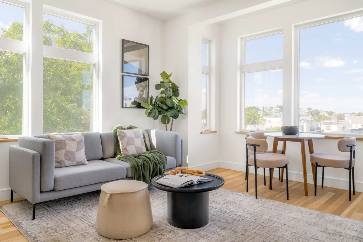 28 South St #401, Somerville, MA 02143-4235