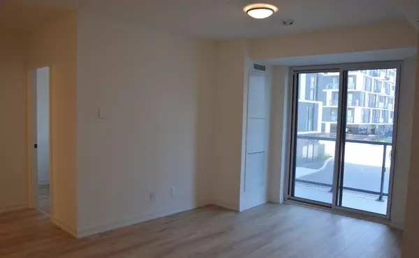 Oakville, ON L6H,335 Wheat Boom Dr #203