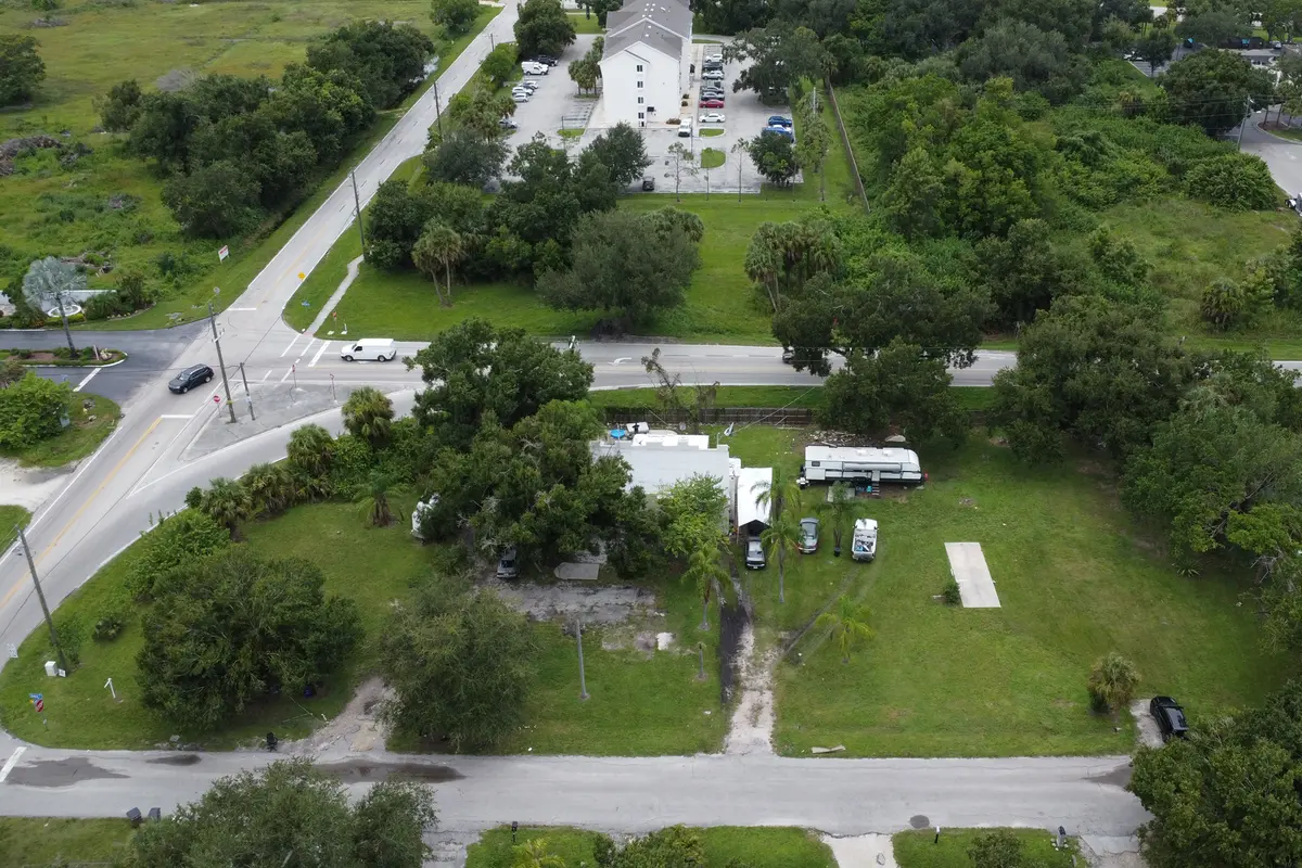 4180 Sabal Ln, Fort Myers, FL 33905-2756