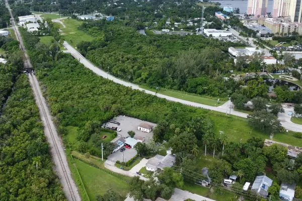 1270 Allen St, Fort Myers, FL 33916-1501