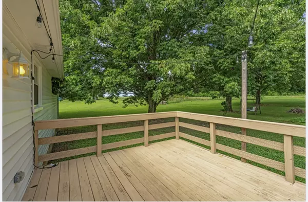 Springfield, TN 37172-5135,6608 Highway 49 E