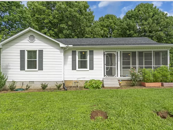 6608 Highway 49 E, Springfield, TN 37172-5135