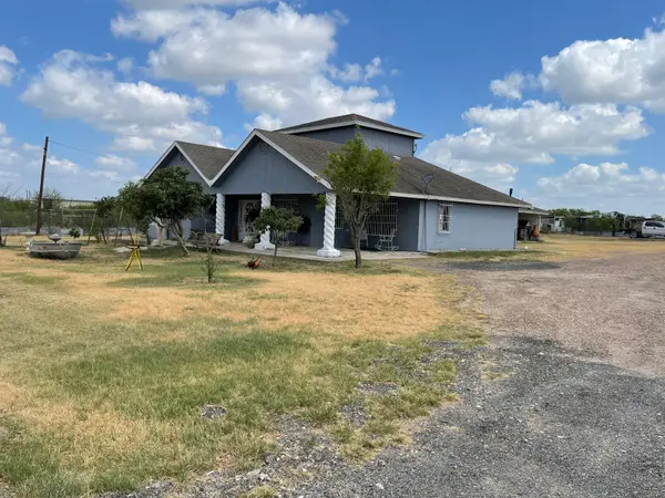 133 Los Fresnos Rd, Laredo, TX 78043