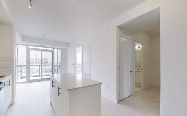 Oakville, ON L6M 1L9,509 Dundas St W #611