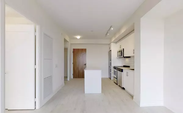 Oakville, ON L6M 1L9,509 Dundas St W #611