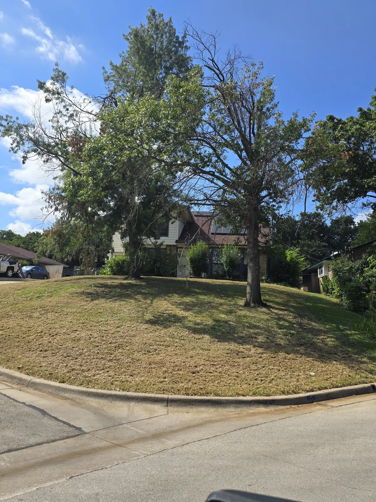 5208 Oak Gate Ct, Arlington, TX 76016-4514