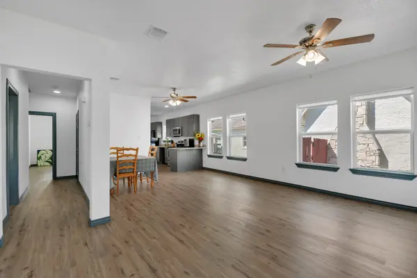 1410 Hicks Ave, San Antonio, TX 78210-4204