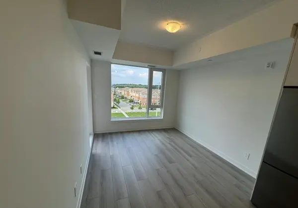 1440 Clarriage Ct #512, Milton, ON L9E
