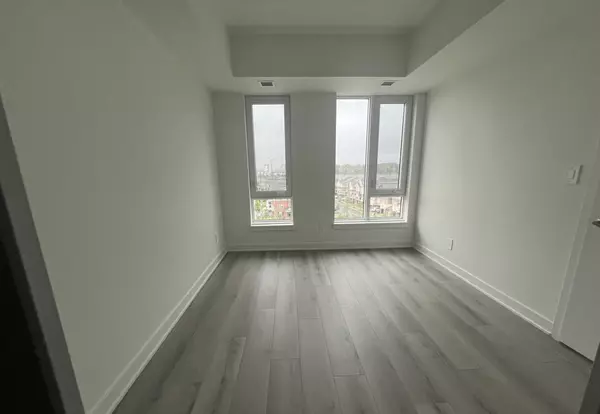 Milton, ON L9E,1440 Clarriage Ct #608