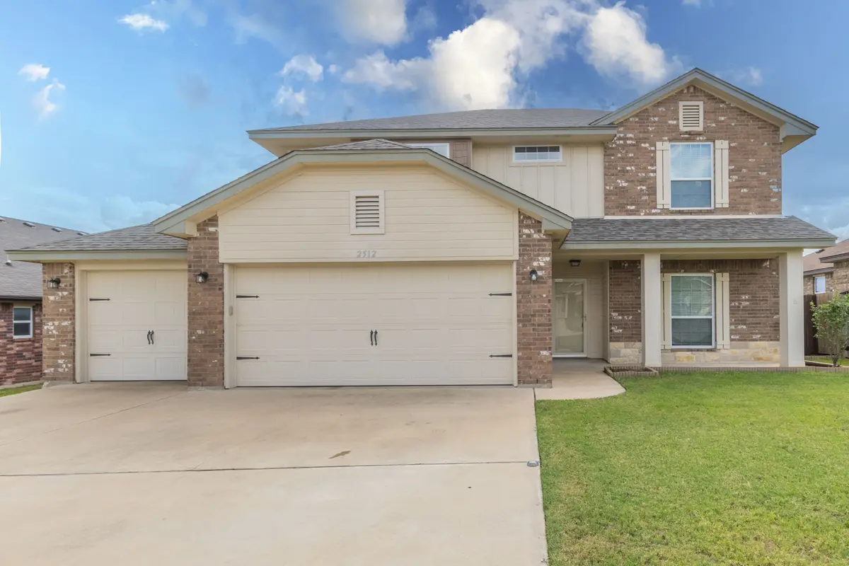 2512 Alamocitos Creek Dr, Killeen, TX 76549-6101