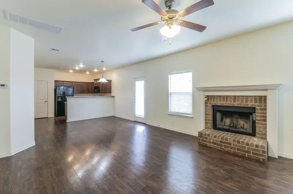 2512 Alamocitos Creek Dr, Killeen, TX 76549-6101