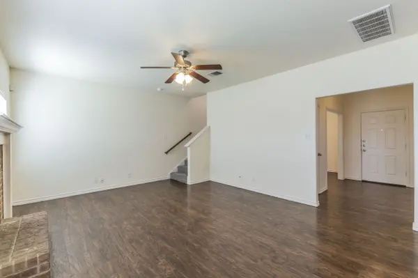 2512 Alamocitos Creek Dr, Killeen, TX 76549-6101