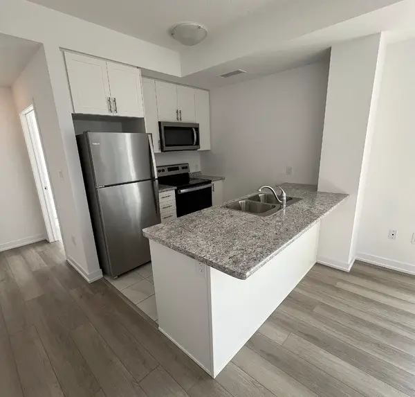 460 Dundas St E #227, Hamilton, ON L8B 2A5