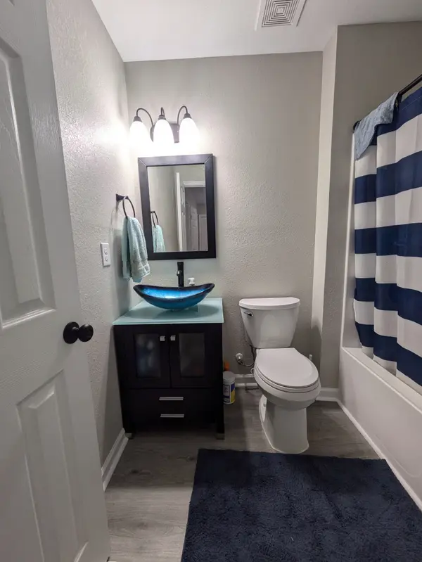 943 Galt St, Norfolk, VA 23504-2525