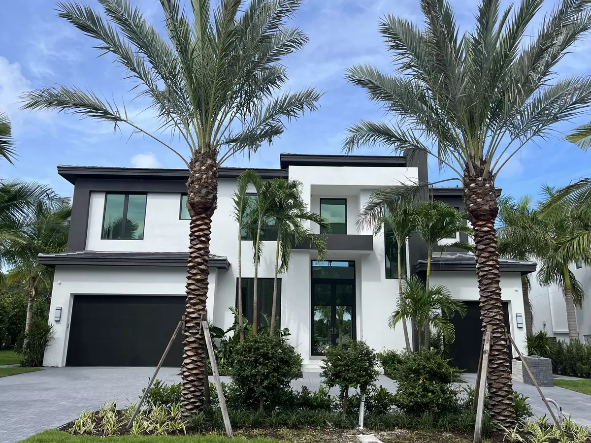 Deerfield Beach, FL 33441-2162,530 River Oak Ln