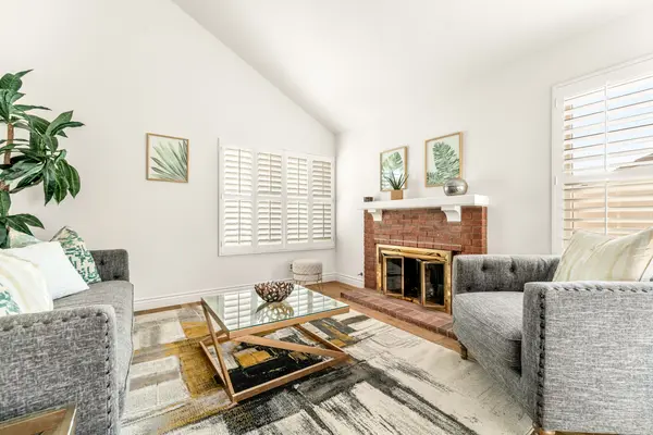 24581 La Cienega St, Laguna Hills, CA 92653-6212