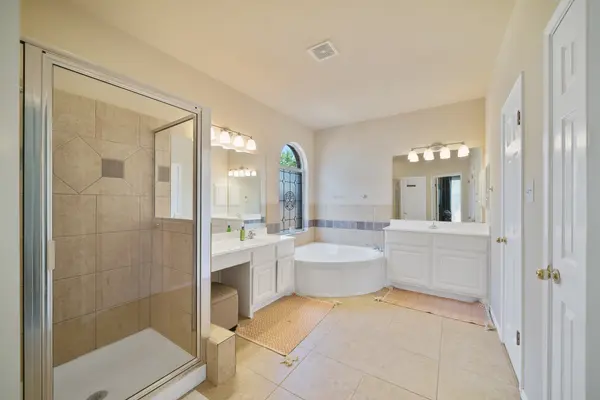 26222 Cuyahoga Cir, San Antonio, TX 78260-3569