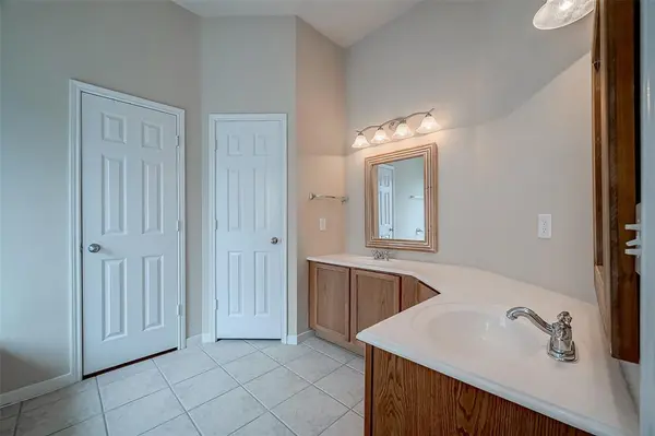 3311 Chadington Ln, Spring, TX 77388-2996