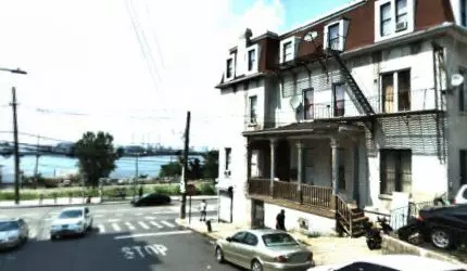 Staten Island, NY 10301-1300,514 Richmond Ter #1