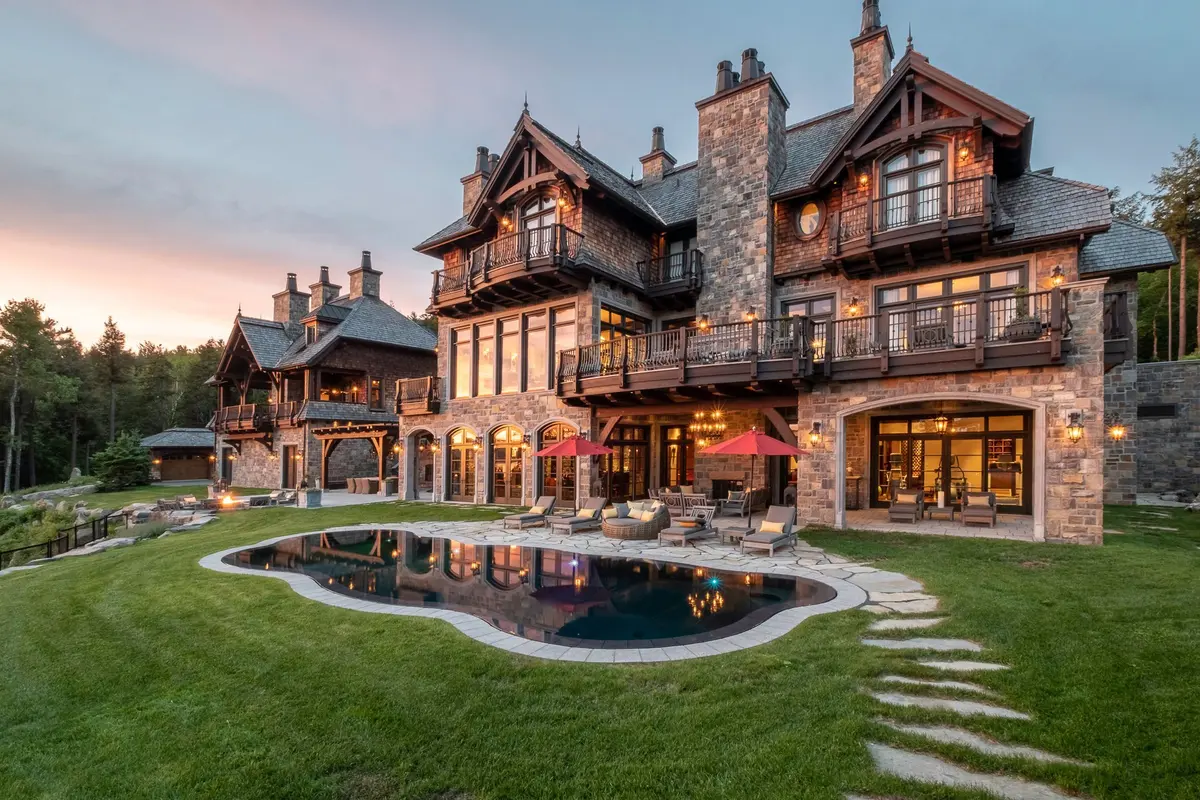 905 Chemin des Skieurs, Mont-tremblant, J8E 3M8