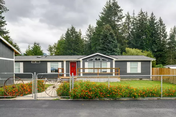 1672 Metzger Rd, Carson, WA 98610-3019