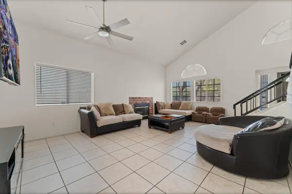 4712 Wild Oak Way, North Las Vegas, NV 89031-0164