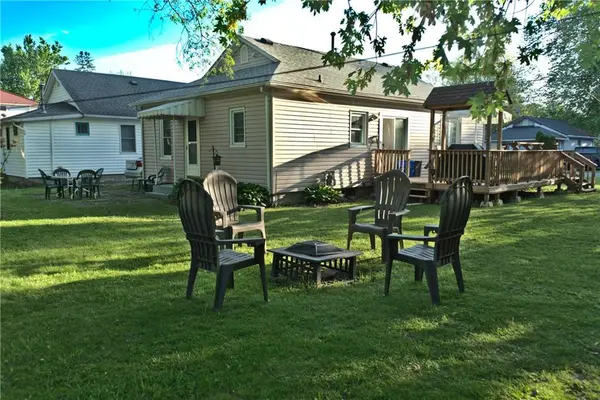 322 Oxford Ave, Fort Erie, ON L0S