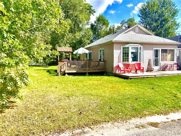 322 Oxford Ave, Fort Erie, ON L0S
