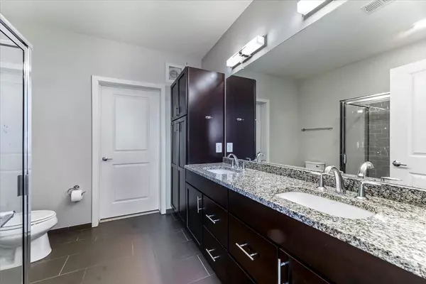 Philadelphia, PA 19146-1060,600 S 24th St ##503