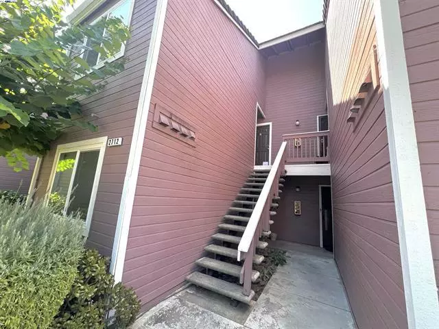 Antioch, CA 94531-7111,2711 Harvest Ln #195