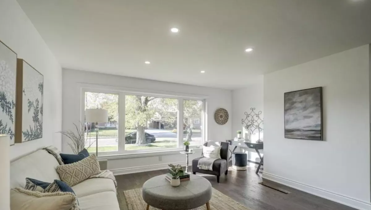 Hamilton, ON L8K 3Y5,13 Newark Ave #Main