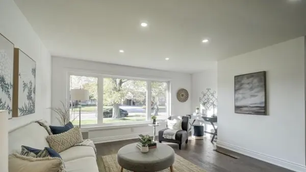 13 Newark Ave #Main, Hamilton, ON L8K 3Y5