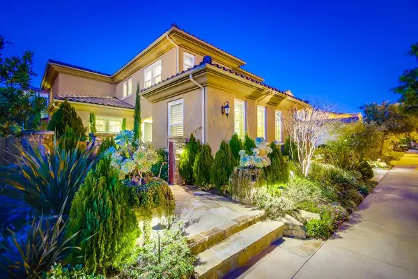 1008 San Pedro Dr SE,  Albuquerque,  NM 87108-4817