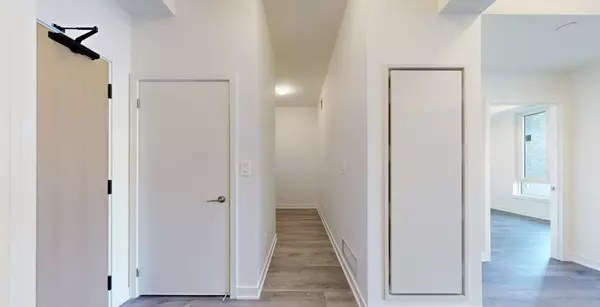 Milton, ON L9E,1440 Clarriage Ct #111