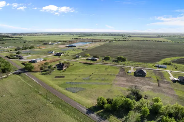 2060 Marable St, West, TX 76691-2598