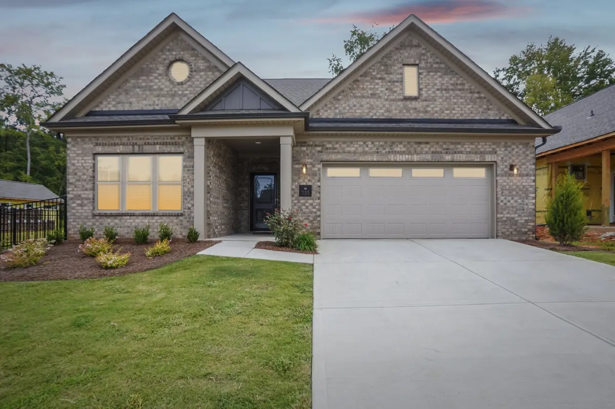 333 Lifestyle Ct, Gastonia, NC 28056-8696