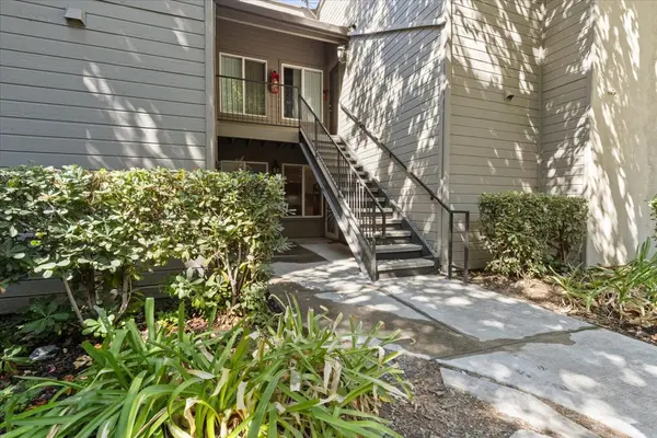 2005 San Jose Dr #102, Antioch, CA 94509-4110