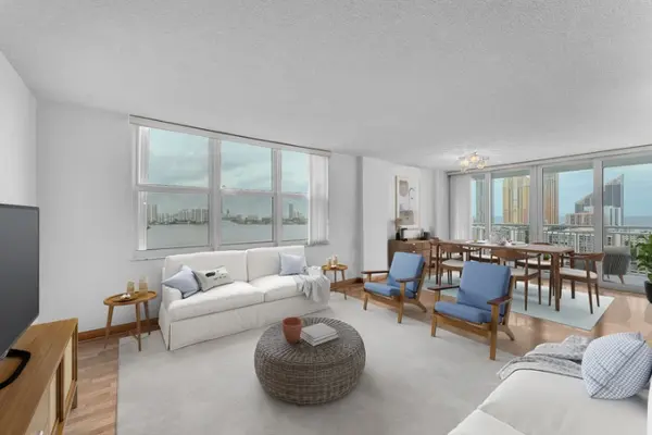301 174th St APT 1818, Sunny Isles Beach, FL 33160