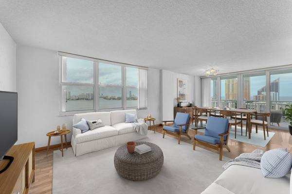 301 174th St APT 1818, Sunny Isles Beach, FL 33160