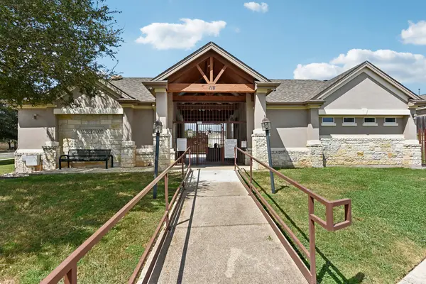 164 Ashwood S, Kyle, TX 78640-5595