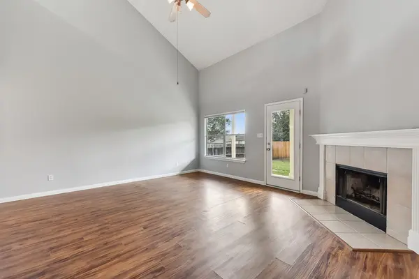 164 Ashwood S, Kyle, TX 78640-5595