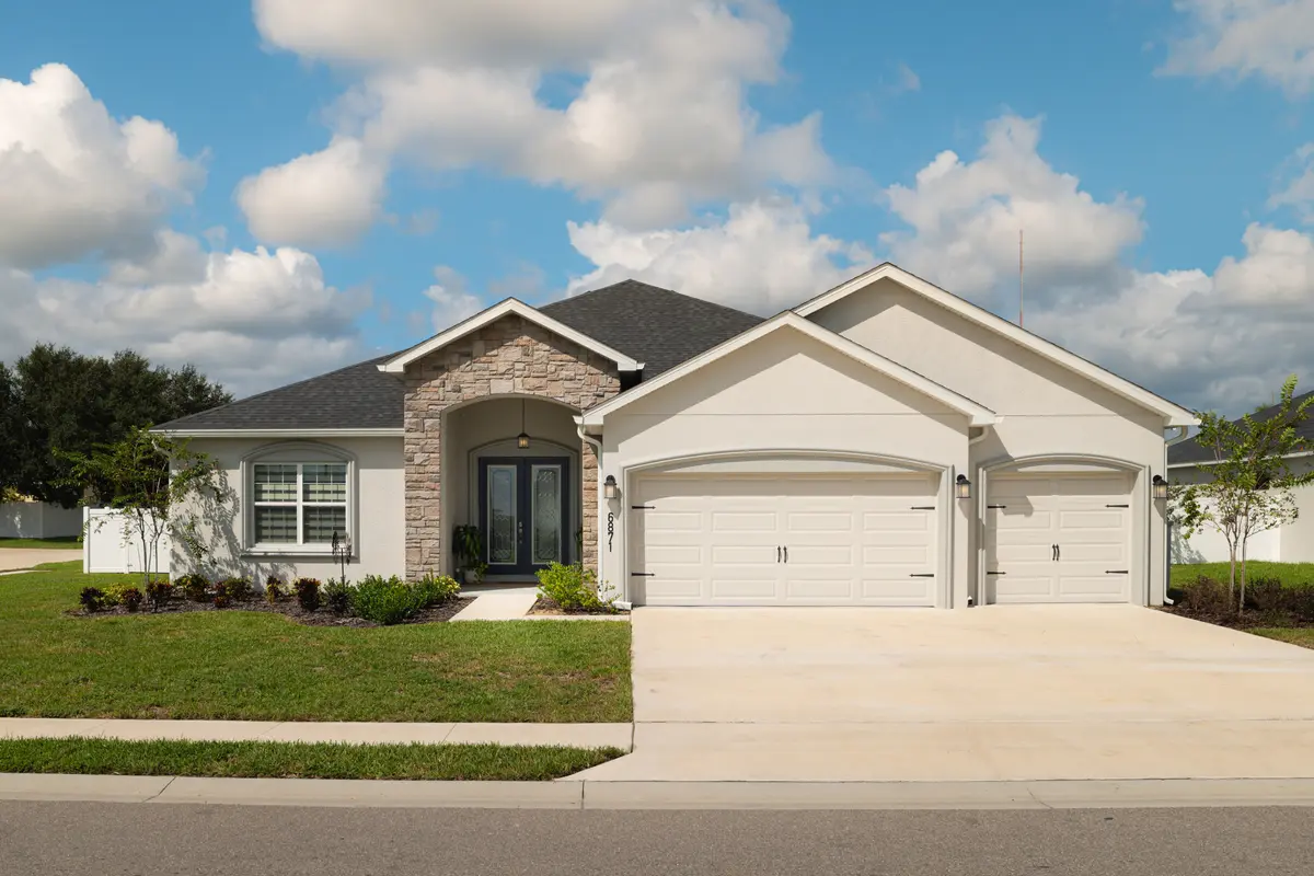 6871 Treymont Dr, Lakeland, FL 33813-4010