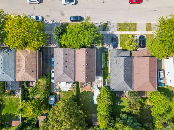30 Reid Ct, Guelph, ON N1G 3R6