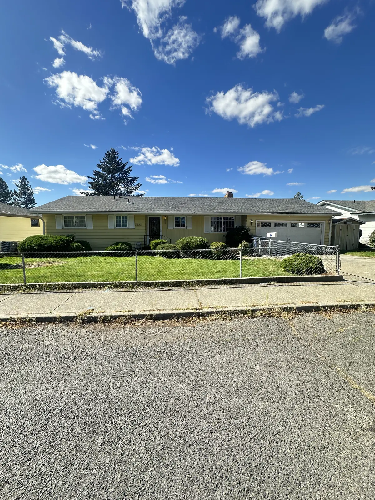5803 N Sutherlin St, Spokane, WA 99205-7554