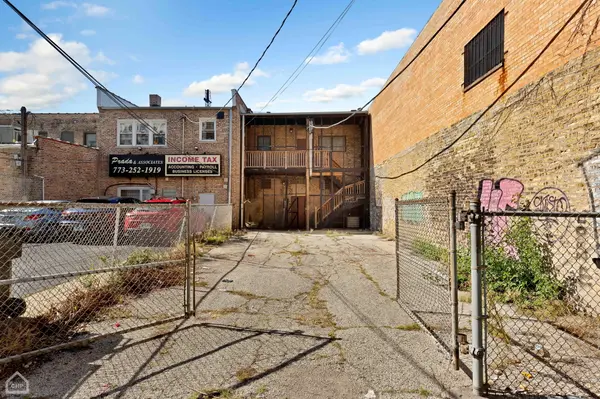2655 N Milwaukee Ave, Chicago, IL 60647-1643